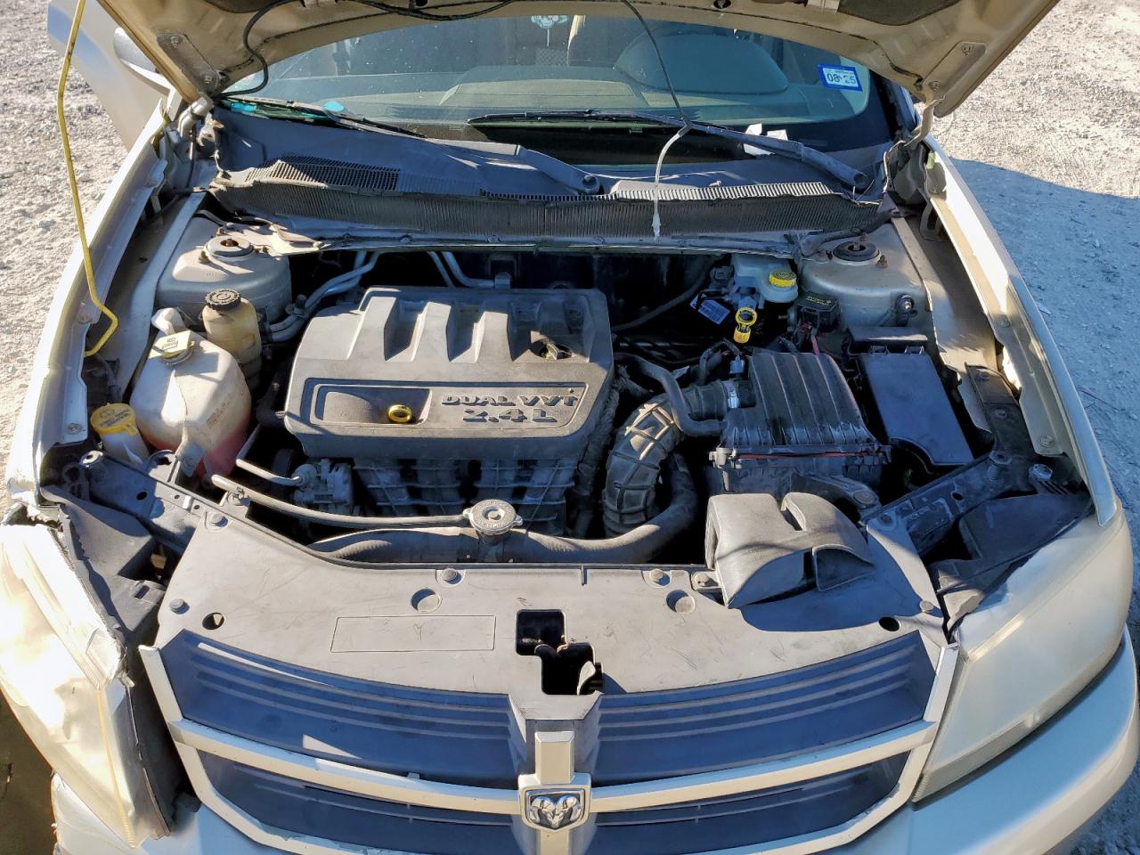 Dodge Avenger Sxt Image 8