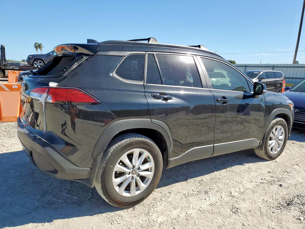 Toyota Corolla Le Image 12