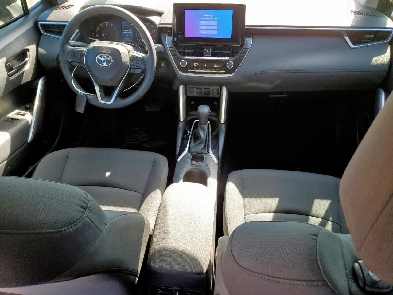 Toyota Corolla Le Image 8