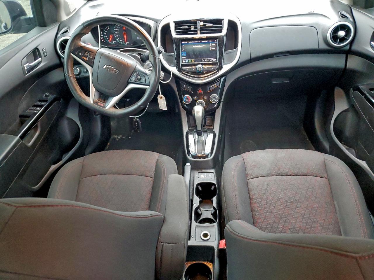 Chevrolet Sonic Lt Image 10