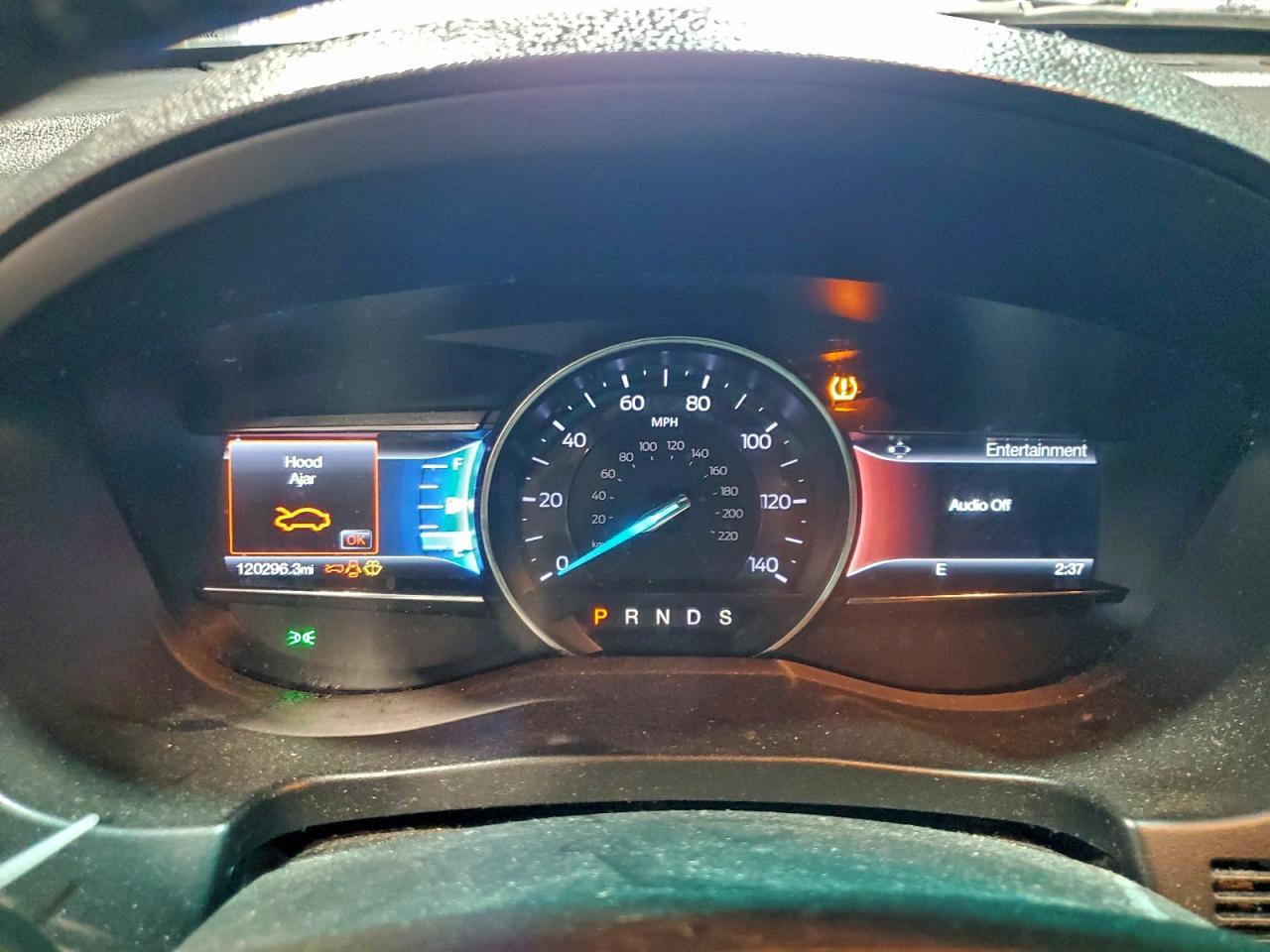 Ford Explorer Xlt Image 8