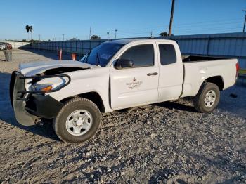  Salvage Toyota Tacoma