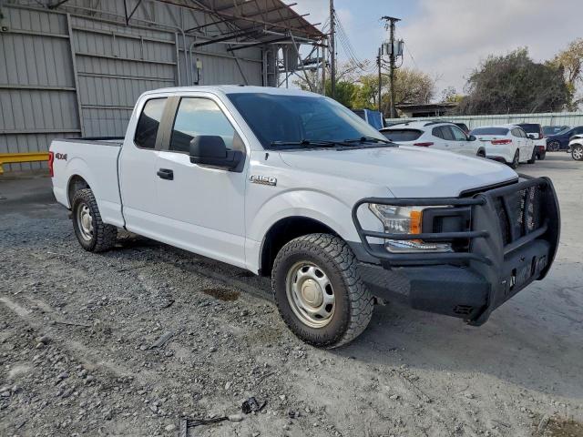 Ford F-150 Super Cab Image 12