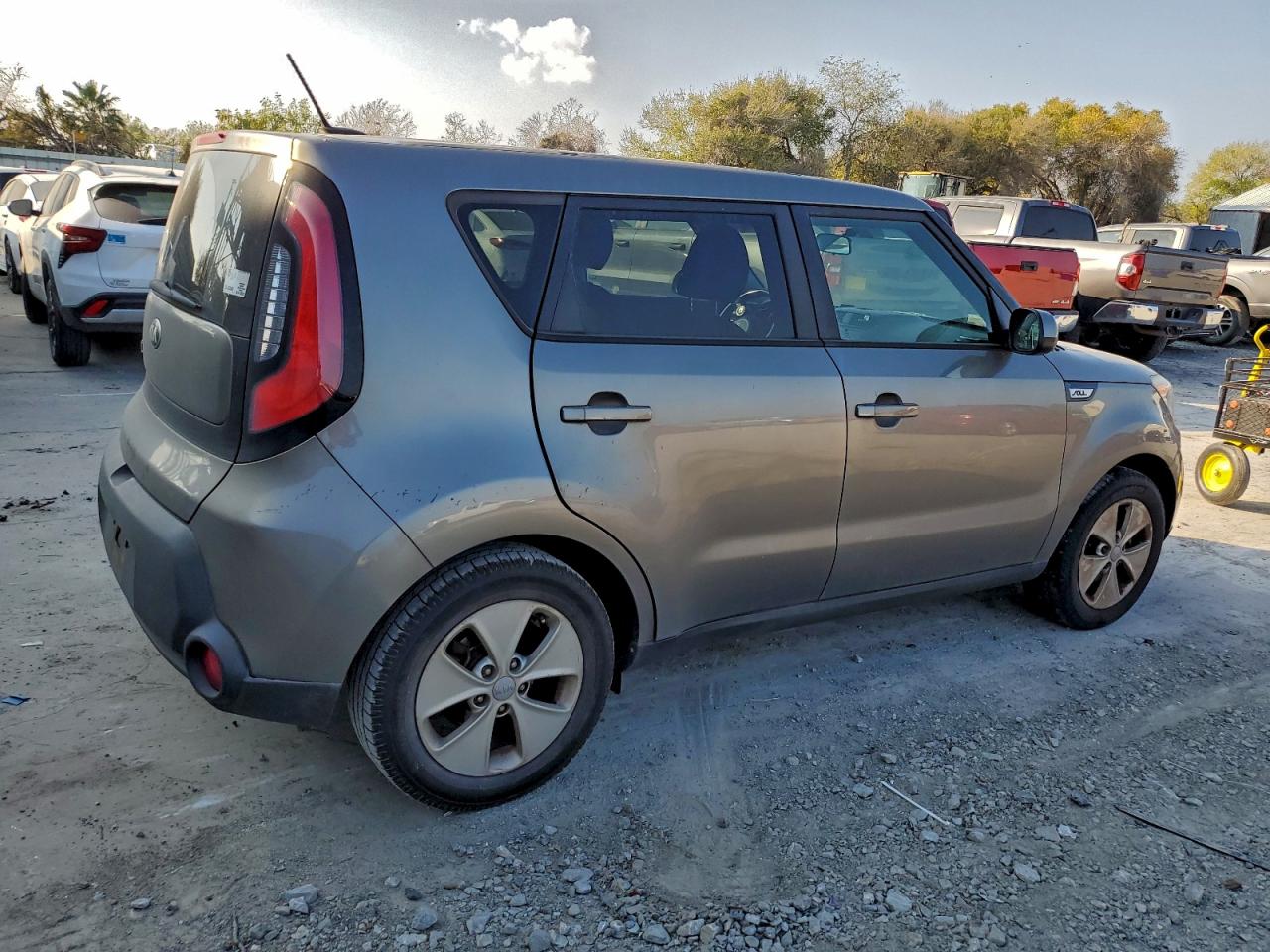 Kia Soul Image 2