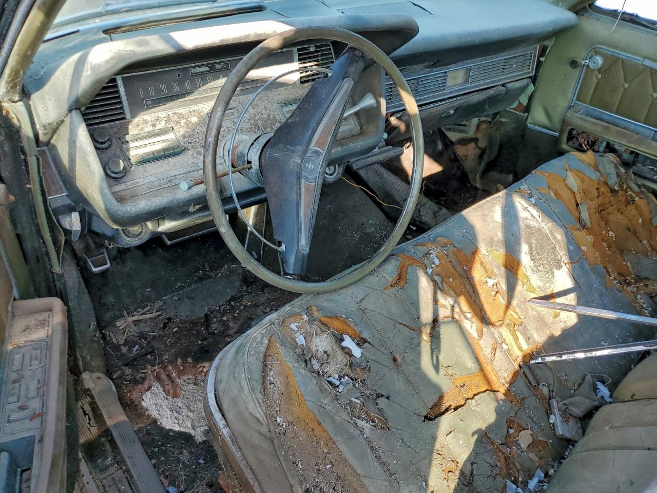 Lincoln Continental Image 3