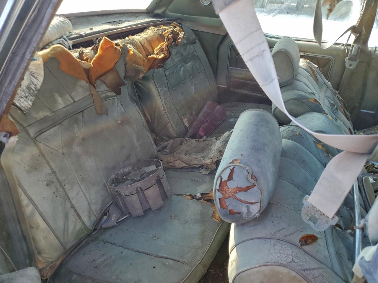 Lincoln Continental Image 8