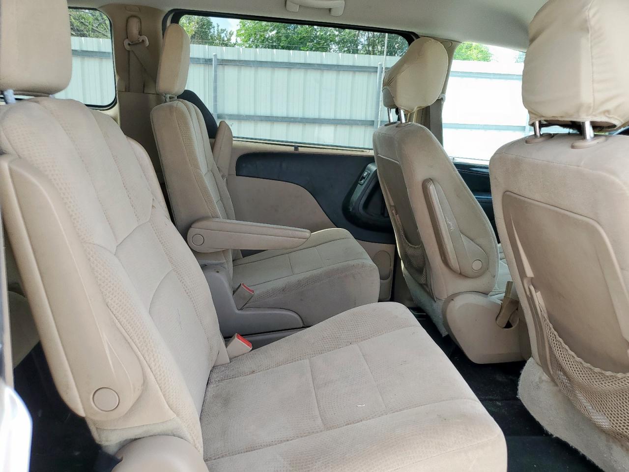 Dodge Caravan Sxt Image 7