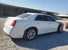 Chrysler 300 Limited Image 6
