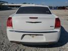 Chrysler 300 Limited Image 8