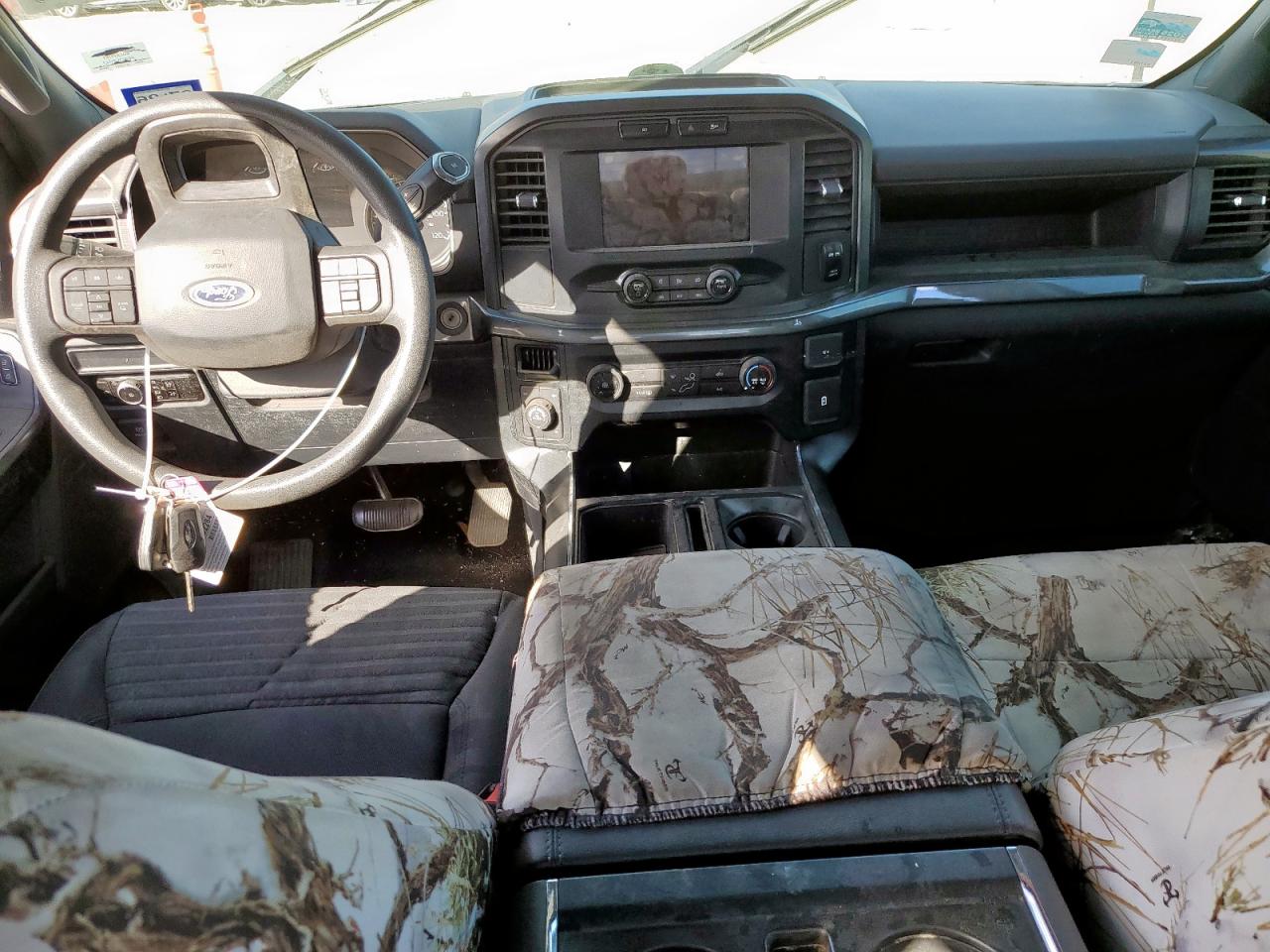 Ford F-150 Supercrew Image 6