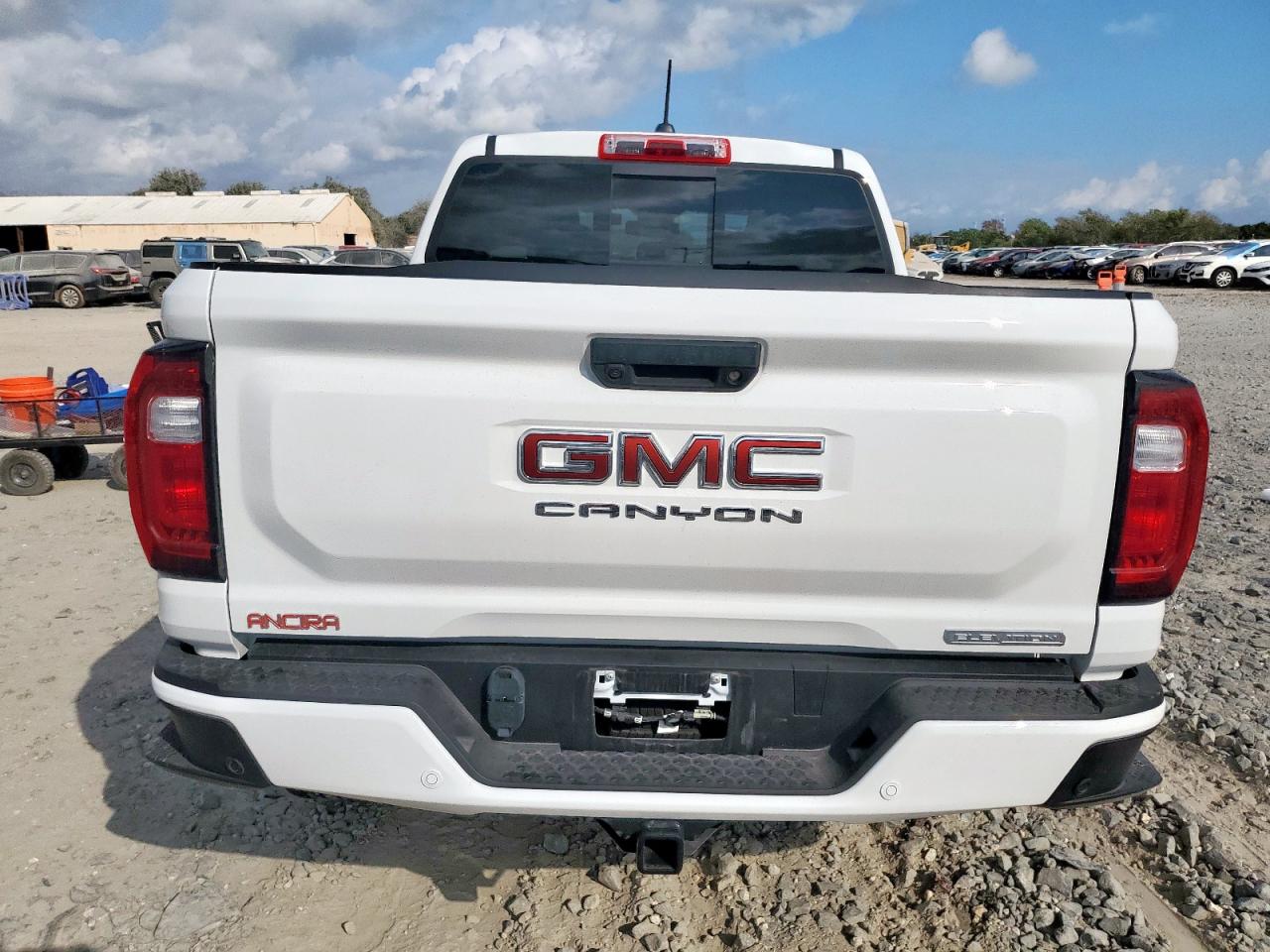 GMC Canyon Elevation Image 3