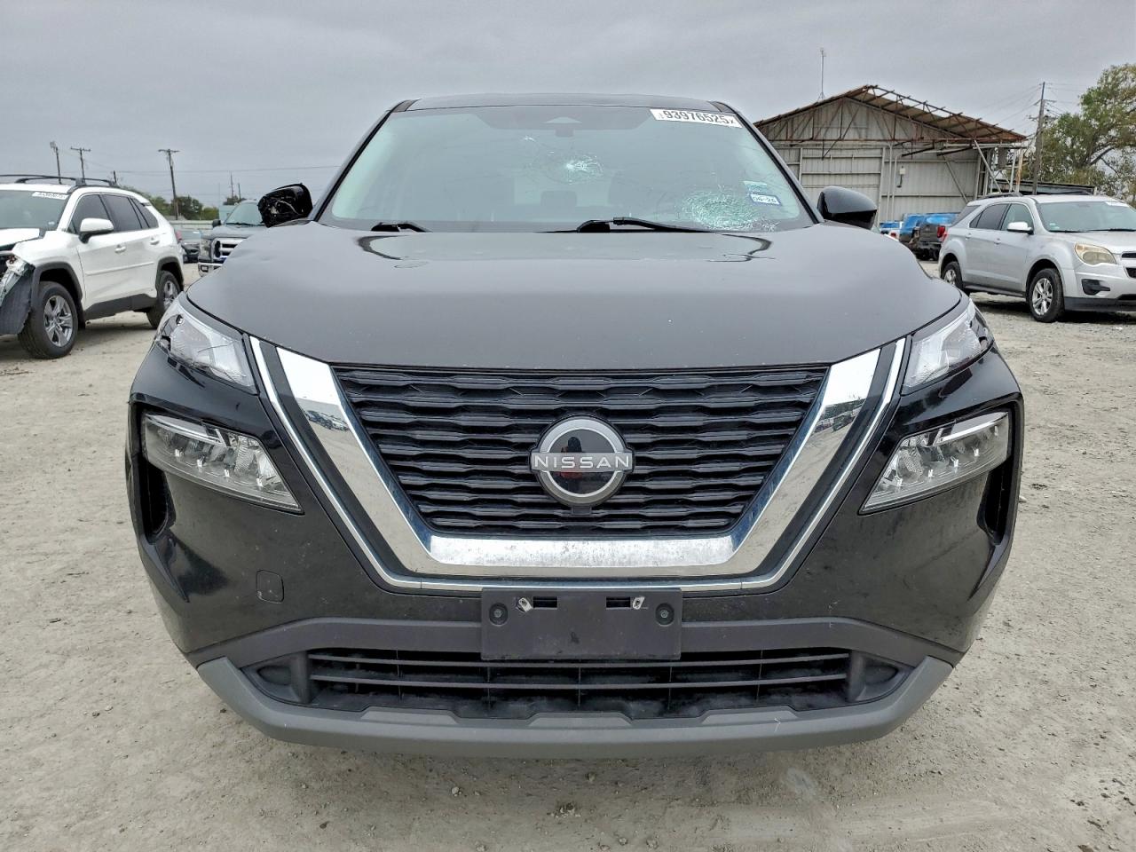 Nissan Rogue Sv Image 2