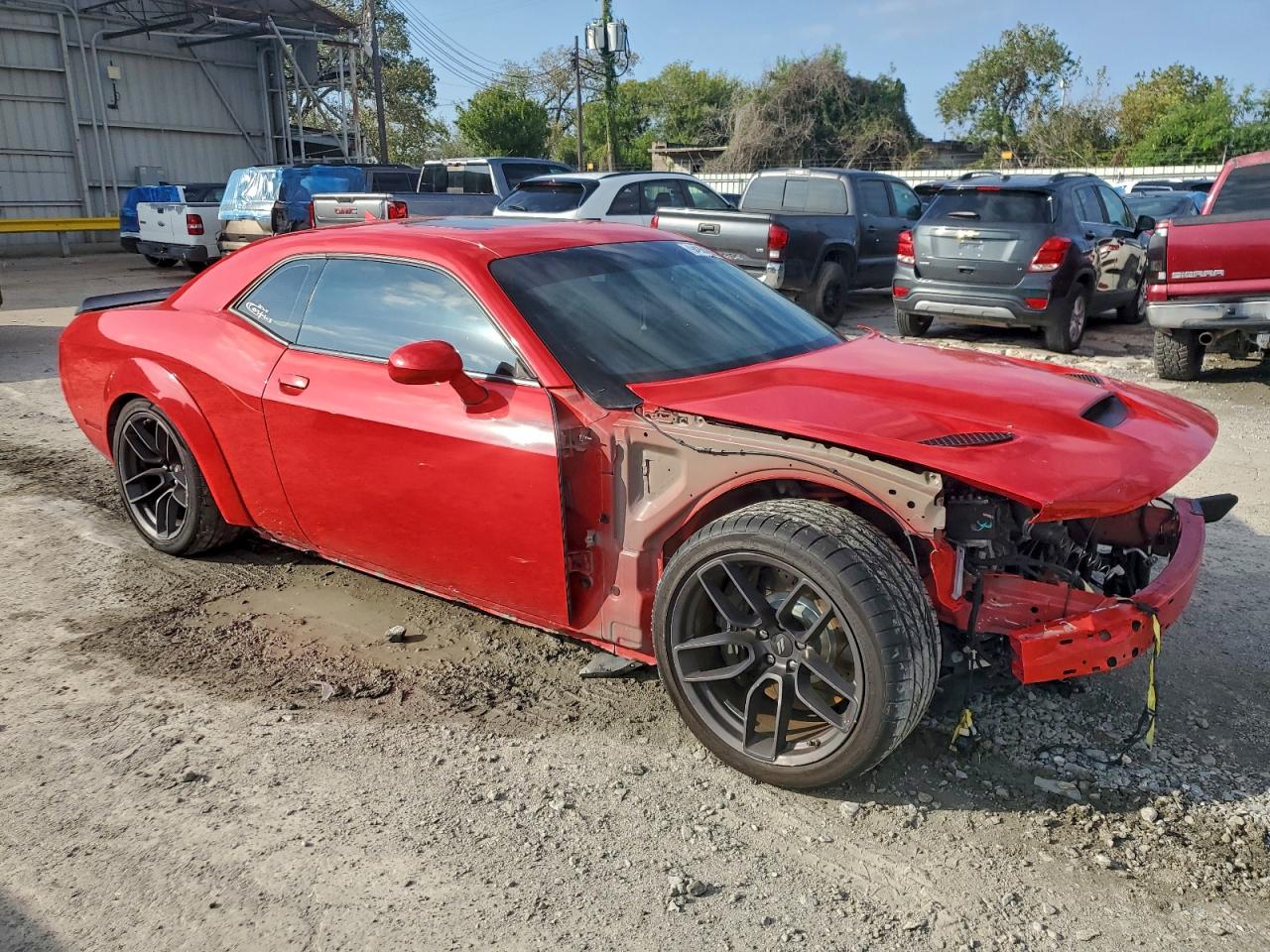 Dodge Challenger R/t Scat Pack Image 4