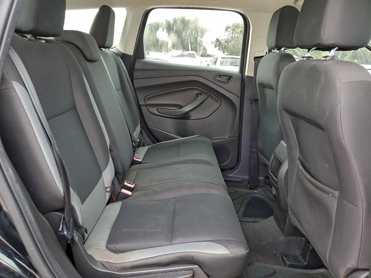 Ford Escape S Image 9