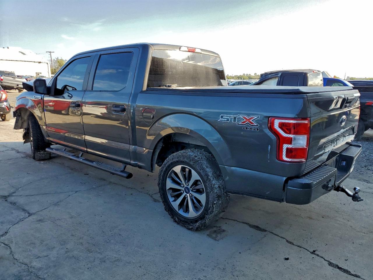 Ford F-150 Supercrew Image 2