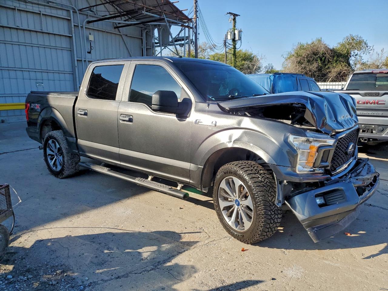 Ford F-150 Supercrew Image 8