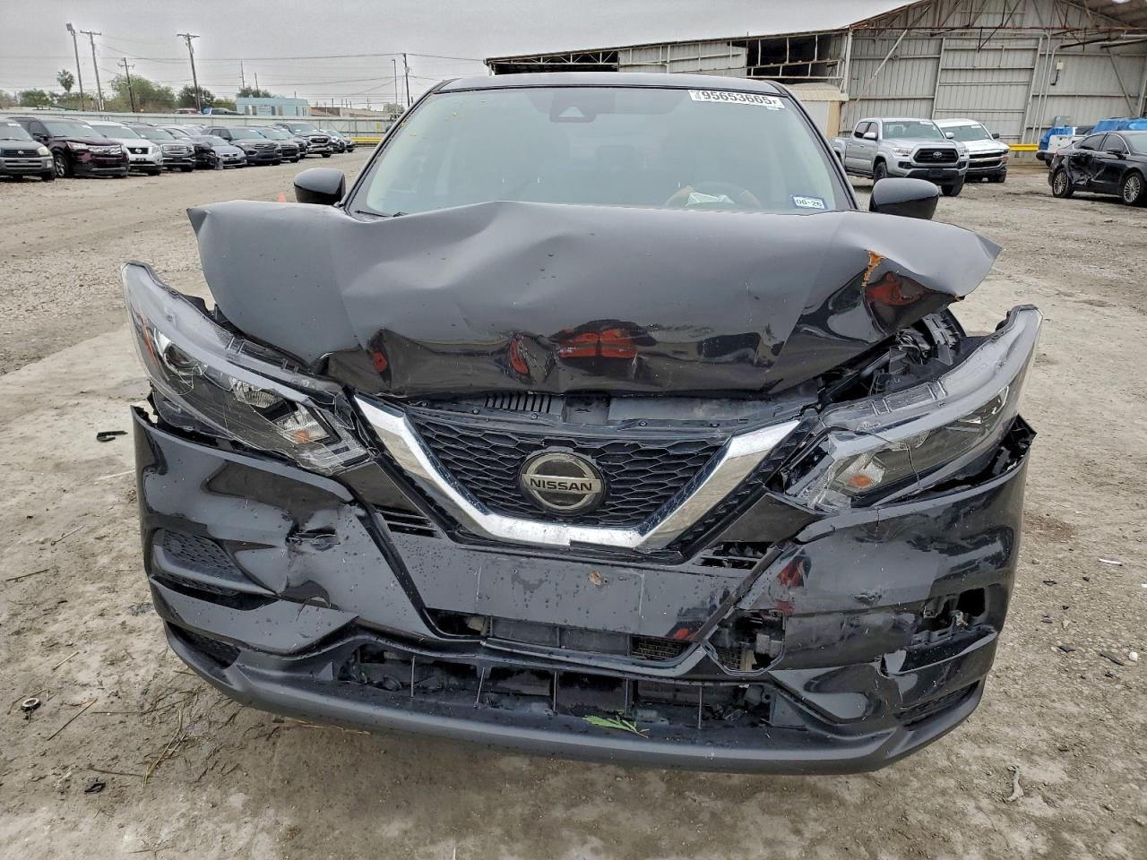 Nissan Rogue S Image 3