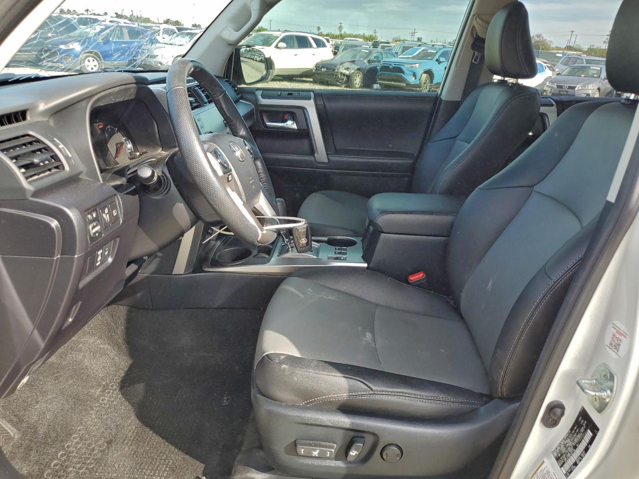 Toyota 4Runner Sr5 Image 3