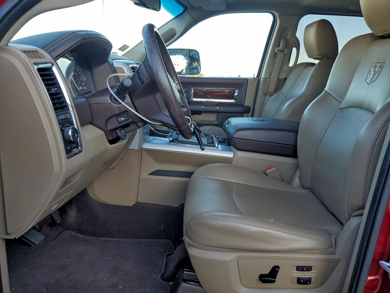 Dodge Ram 1500 Laramie Image 7