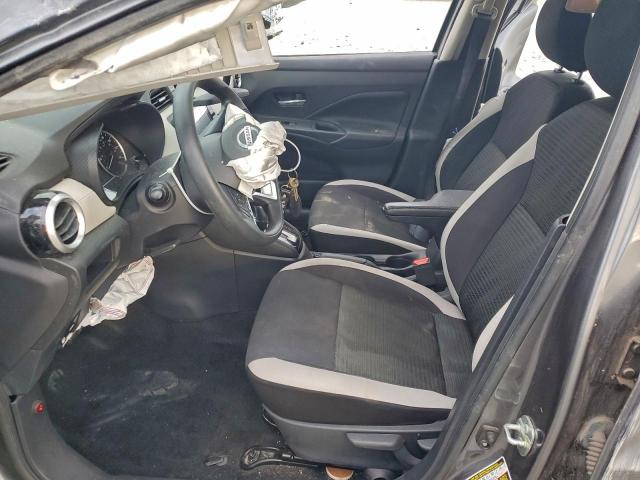 Nissan Versa Sv Image 12