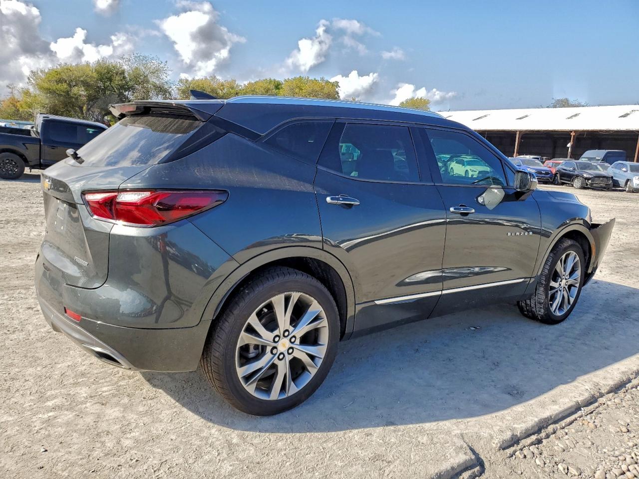 Chevrolet Blazer Premier Image 6