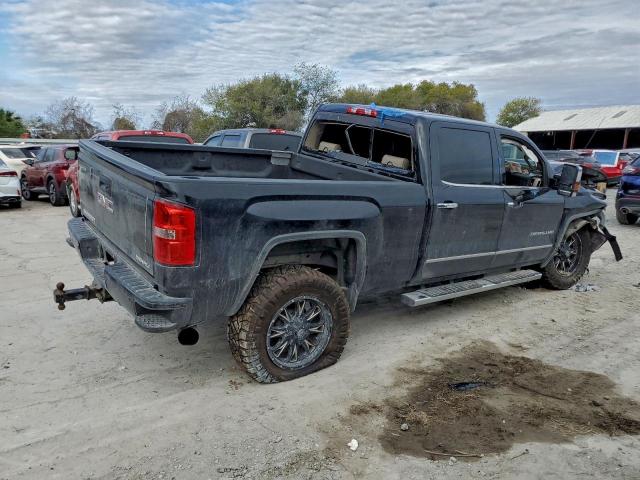 GMC Sierra K2500 Denali Image 12