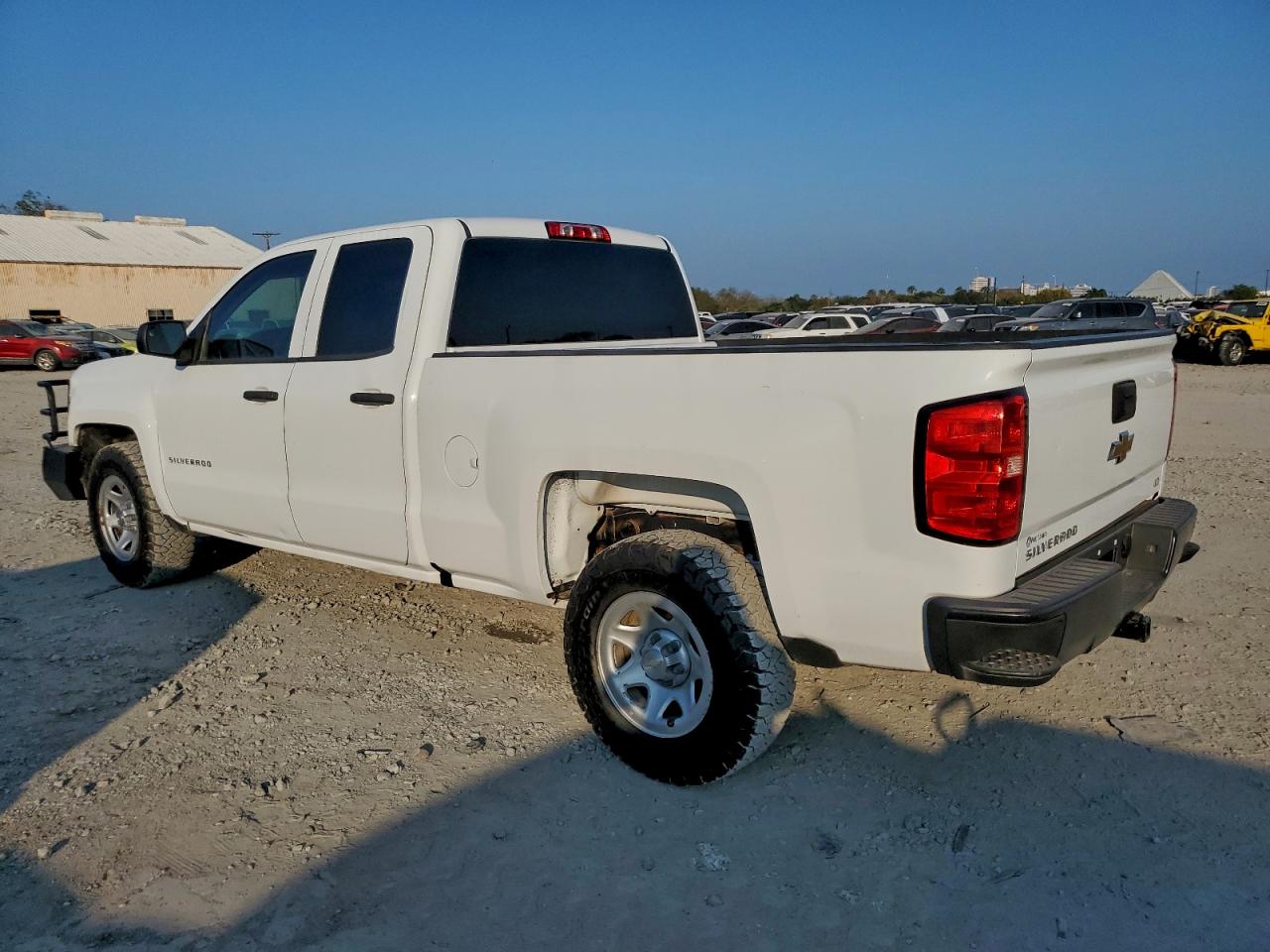 Chevrolet Silverado K1500 Base/ls Image 2