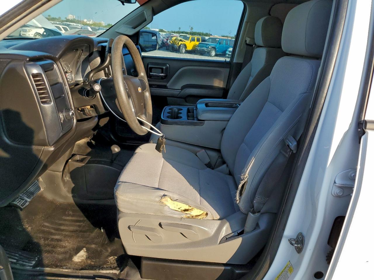 Chevrolet Silverado K1500 Base/ls Image 9