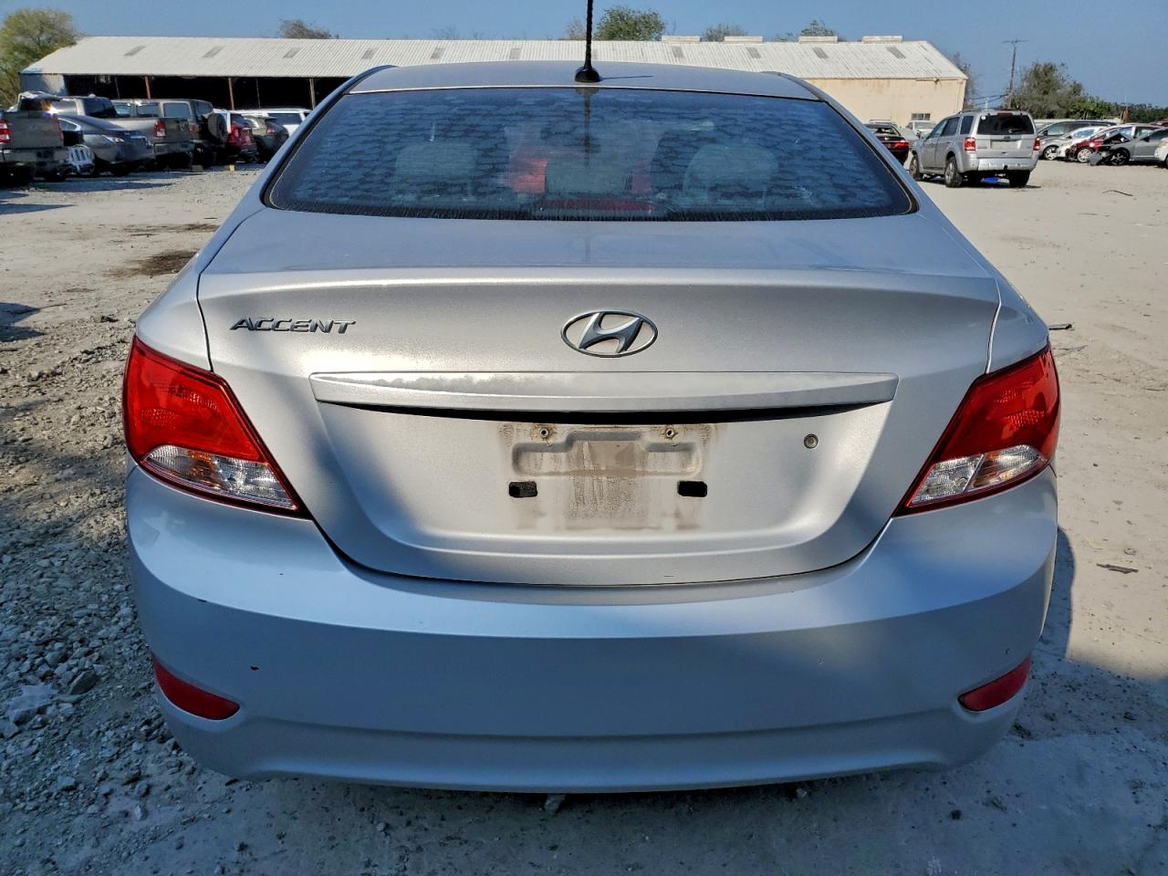 Hyundai ACCENT Se Image 5