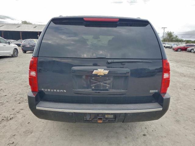 Chevrolet Suburban K1500 Ltz Image 5
