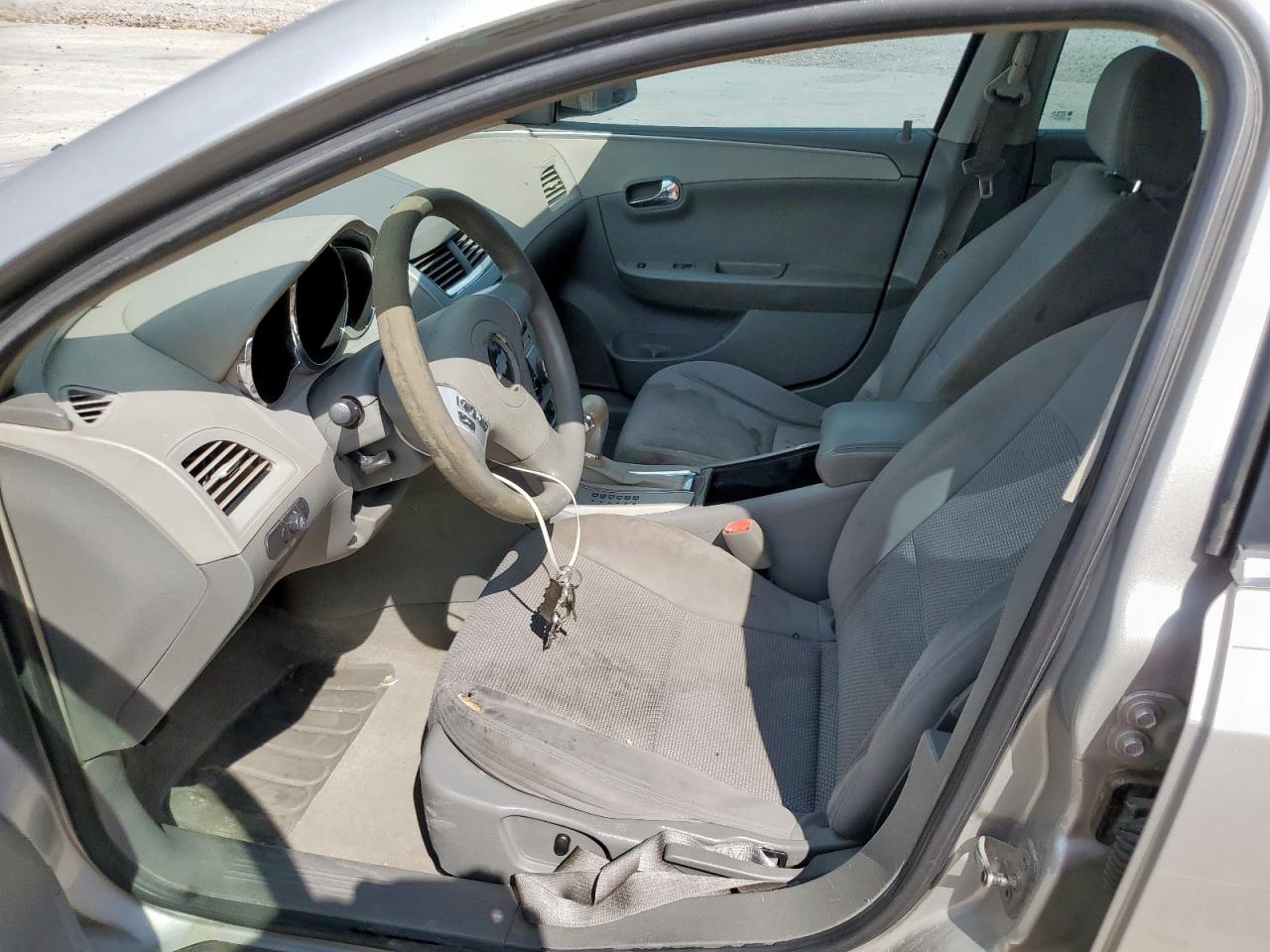 Chevrolet Malibu Ls Image 4