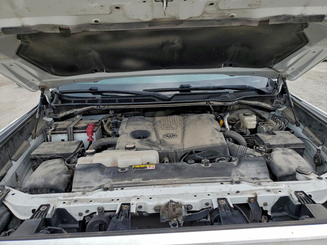 Toyota Tundra Crewmax Sr Image 10