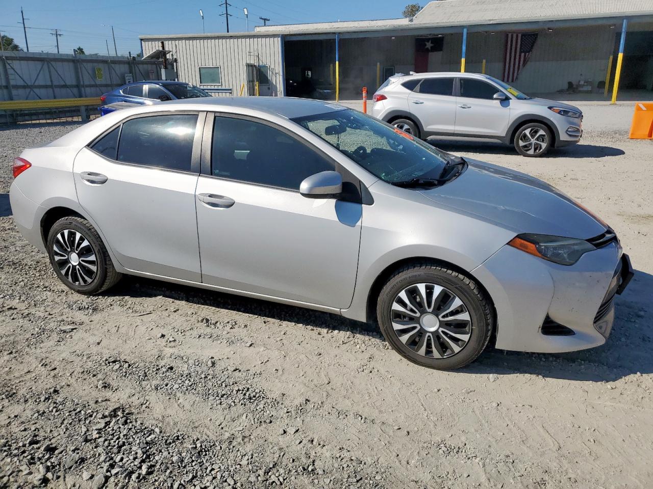 Toyota Corolla L Image 7