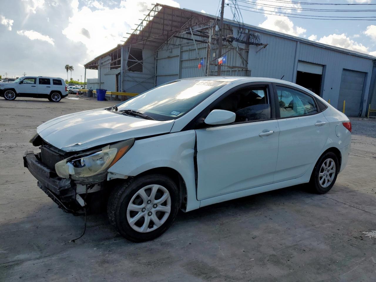 Hyundai ACCENT Gls Image 1