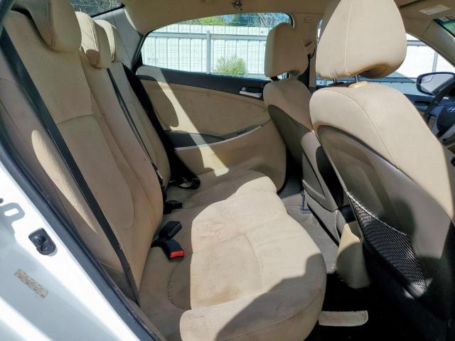 Hyundai ACCENT Gls Image 12