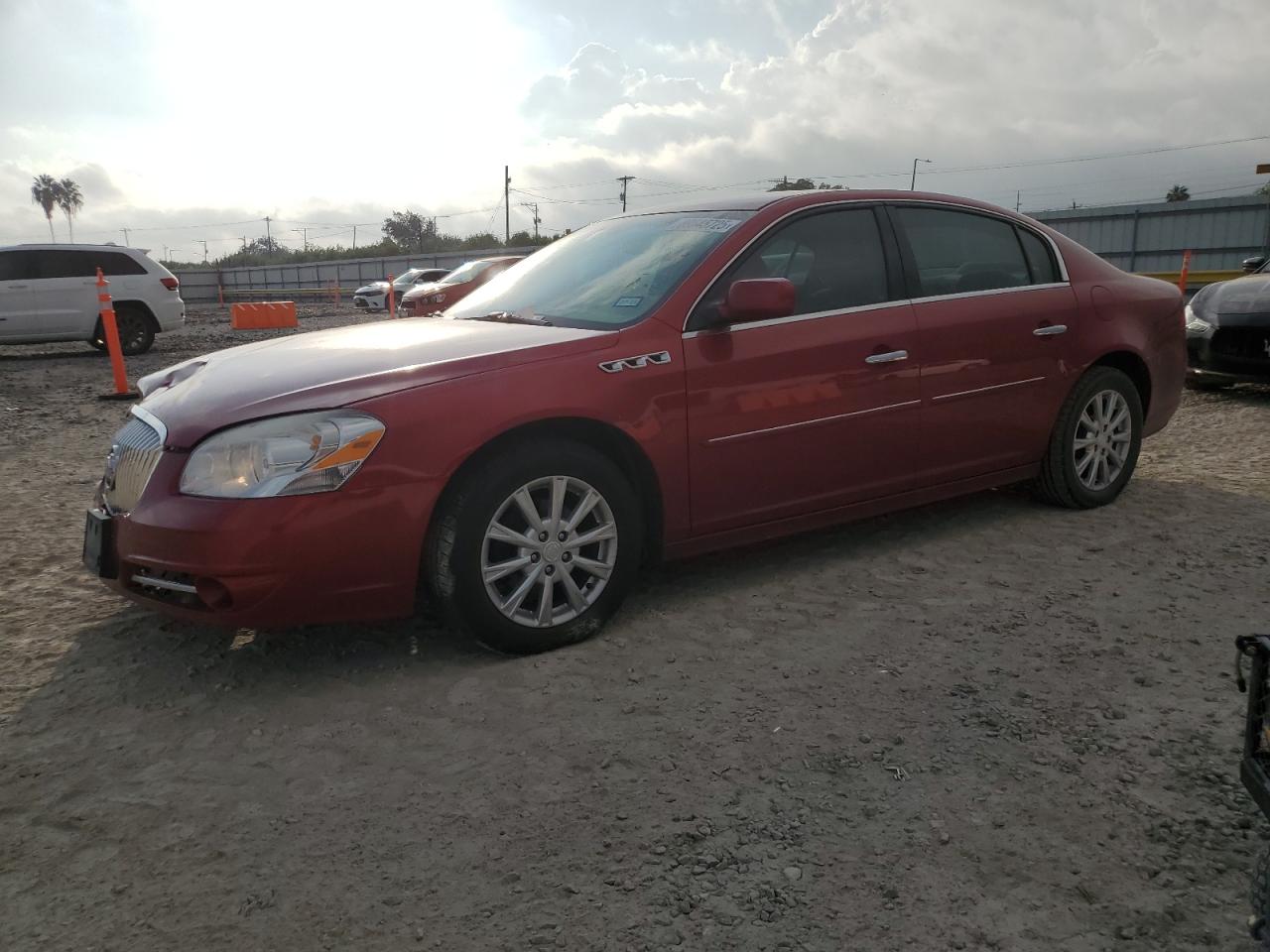 Buick Lucerne Cx Image 1