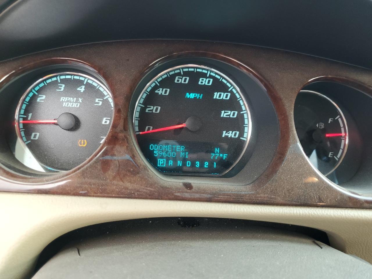 Buick Lucerne Cx Image 11