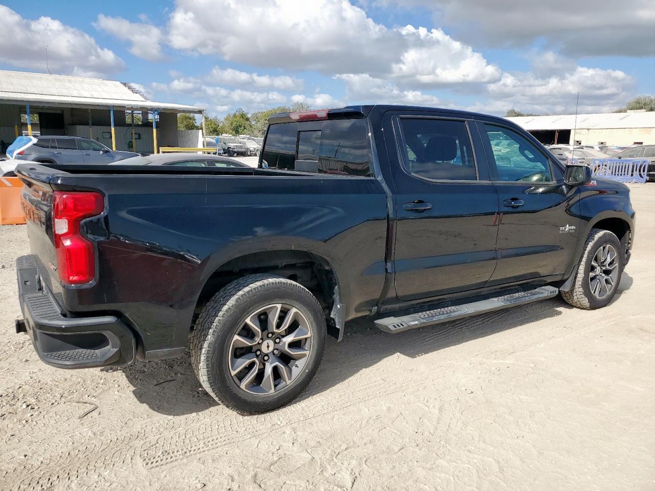 Chevrolet Silverado K1500 Rst Image 2