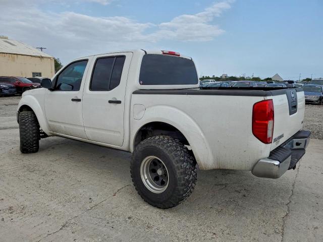 Nissan Frontier Crew Cab Le Image 4