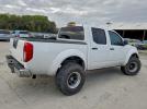 Nissan Frontier Crew Cab Le Image 3