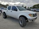 Nissan Frontier Crew Cab Le Image 9
