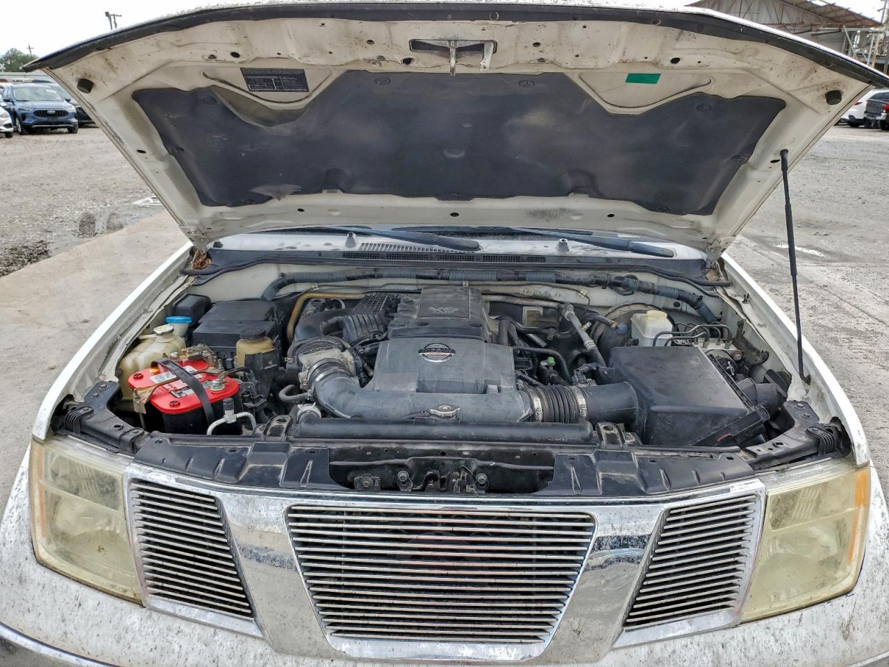 Nissan Frontier Crew Cab Le Image 8