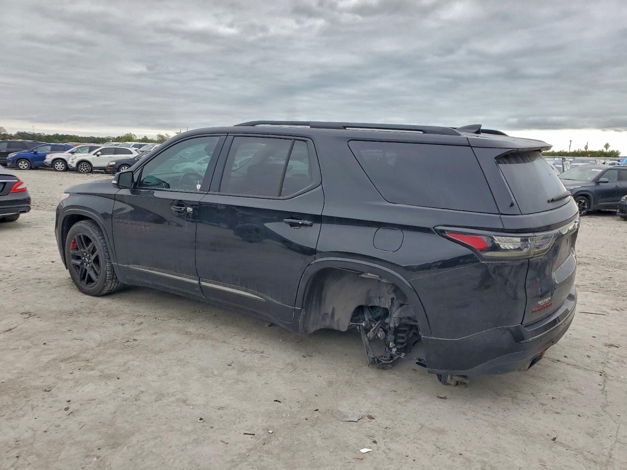 Chevrolet Traverse Premier Image 6