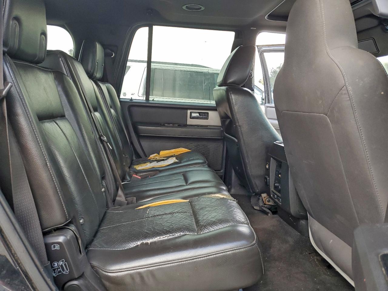 Ford Expedition Limited Image 10