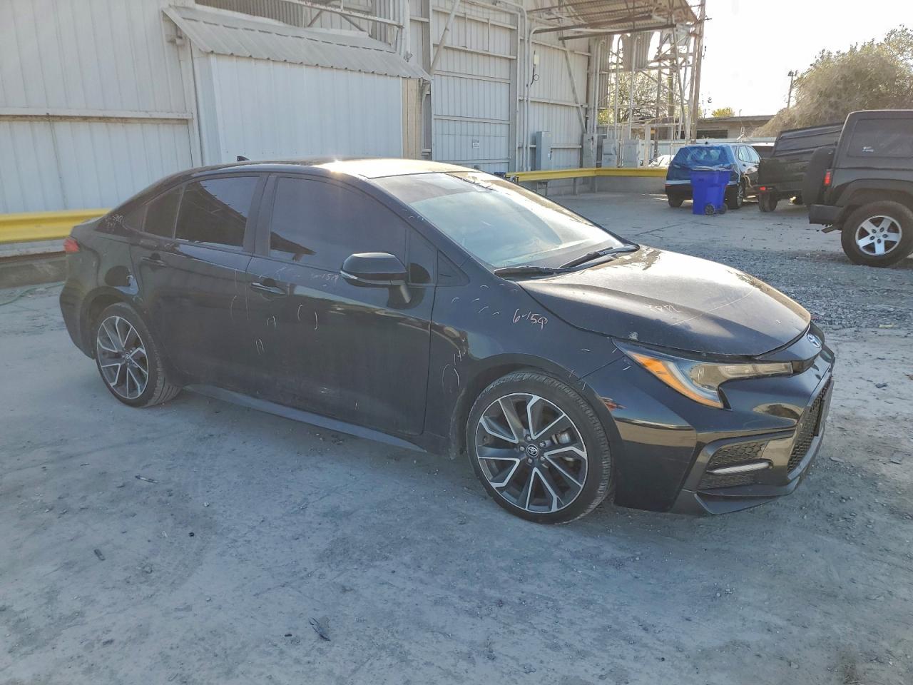 Toyota Corolla Se Image 4