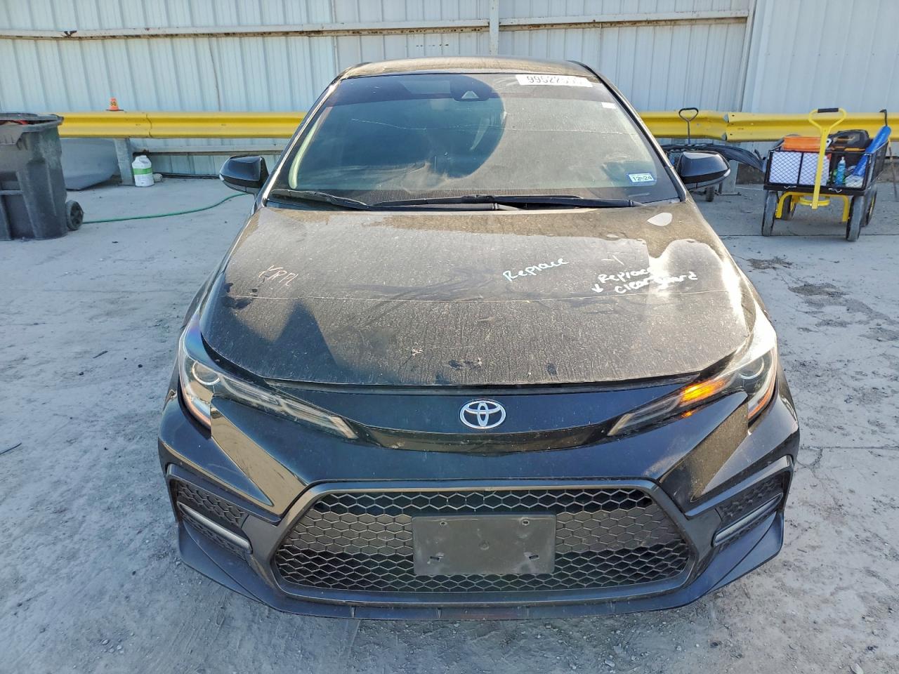 Toyota Corolla Se Image 8