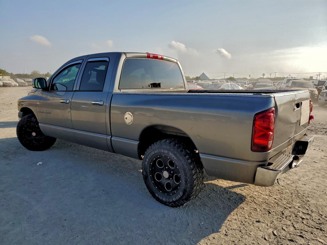 Dodge Ram 1500 St Image 5