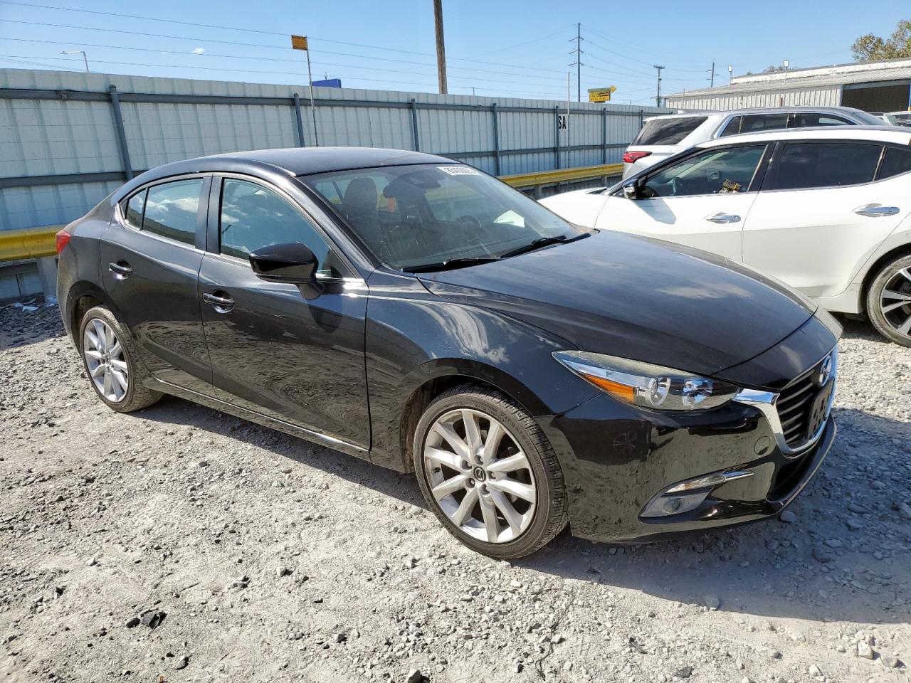 Mazda 3 Touring Image 2