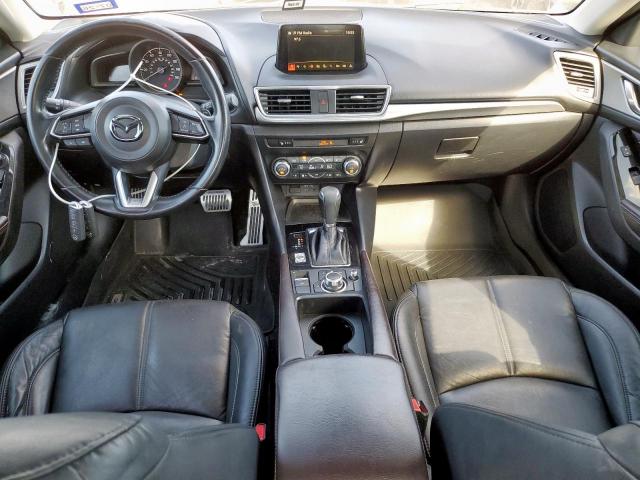 Mazda 3 Touring Image 6