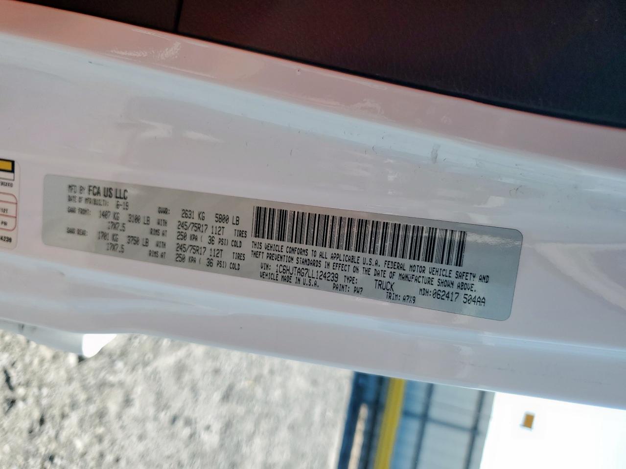 Jeep Gladiator Sport Image 11